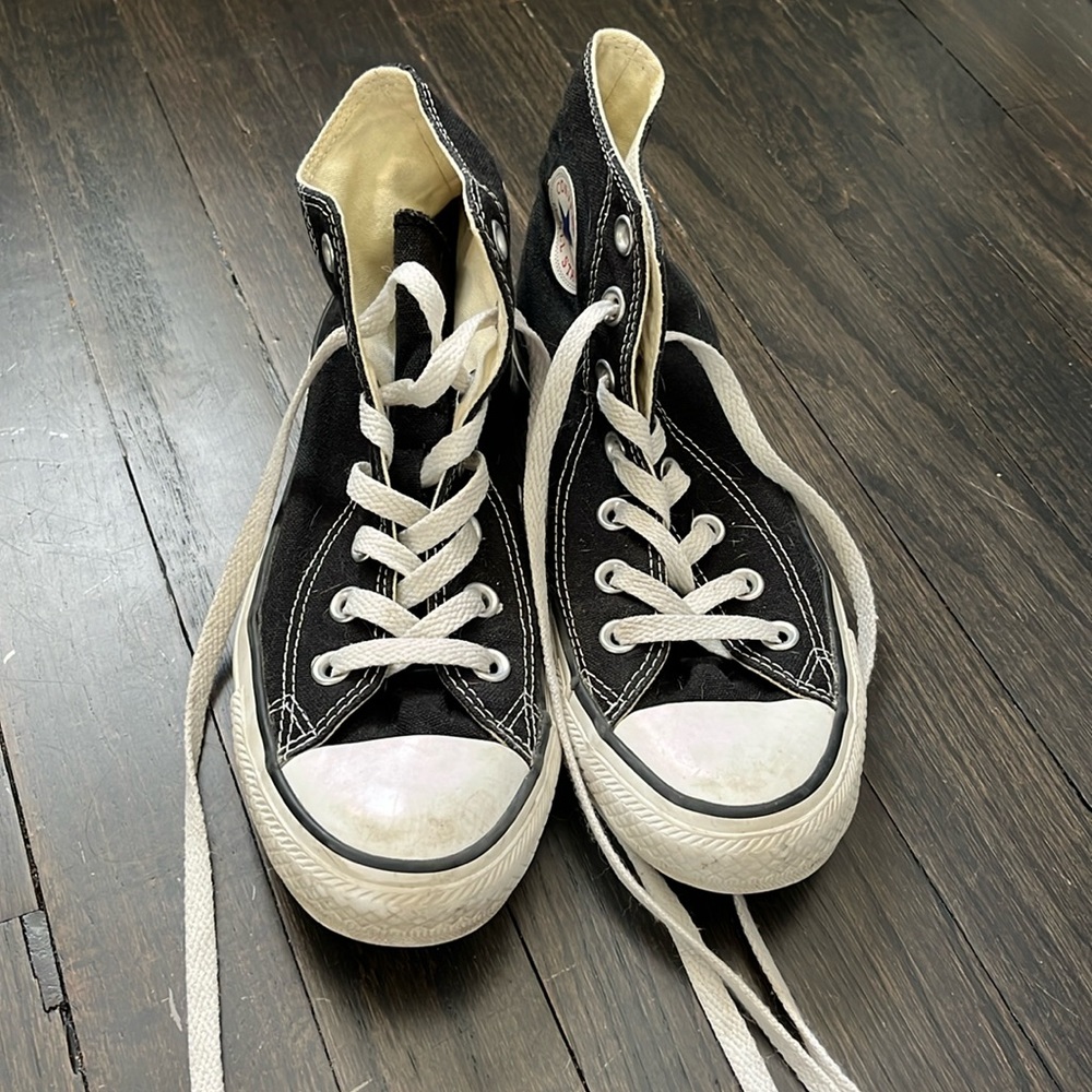 Converse well worn black high tops. Still in great shape